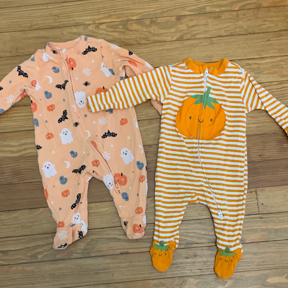 Old Navy Kids Pumpkin and Ghost Footies - Orange and White
